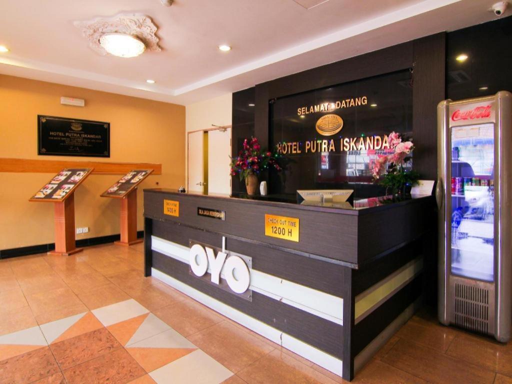 Oyo 11343 Hotel Putra Iskandar Seri Iskandar Extérieur photo