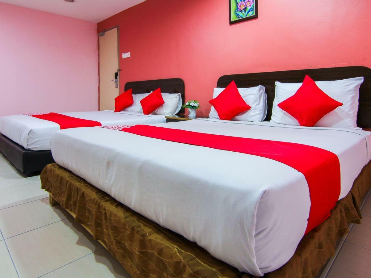 Oyo 11343 Hotel Putra Iskandar Seri Iskandar Extérieur photo